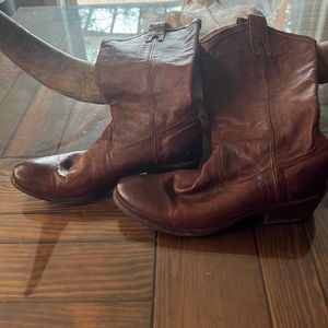 Frye vintage boots 9